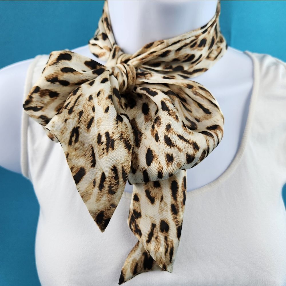 🔹️NWT Banana Republic Animal Print Hair Tie/Neck Scarf One Size